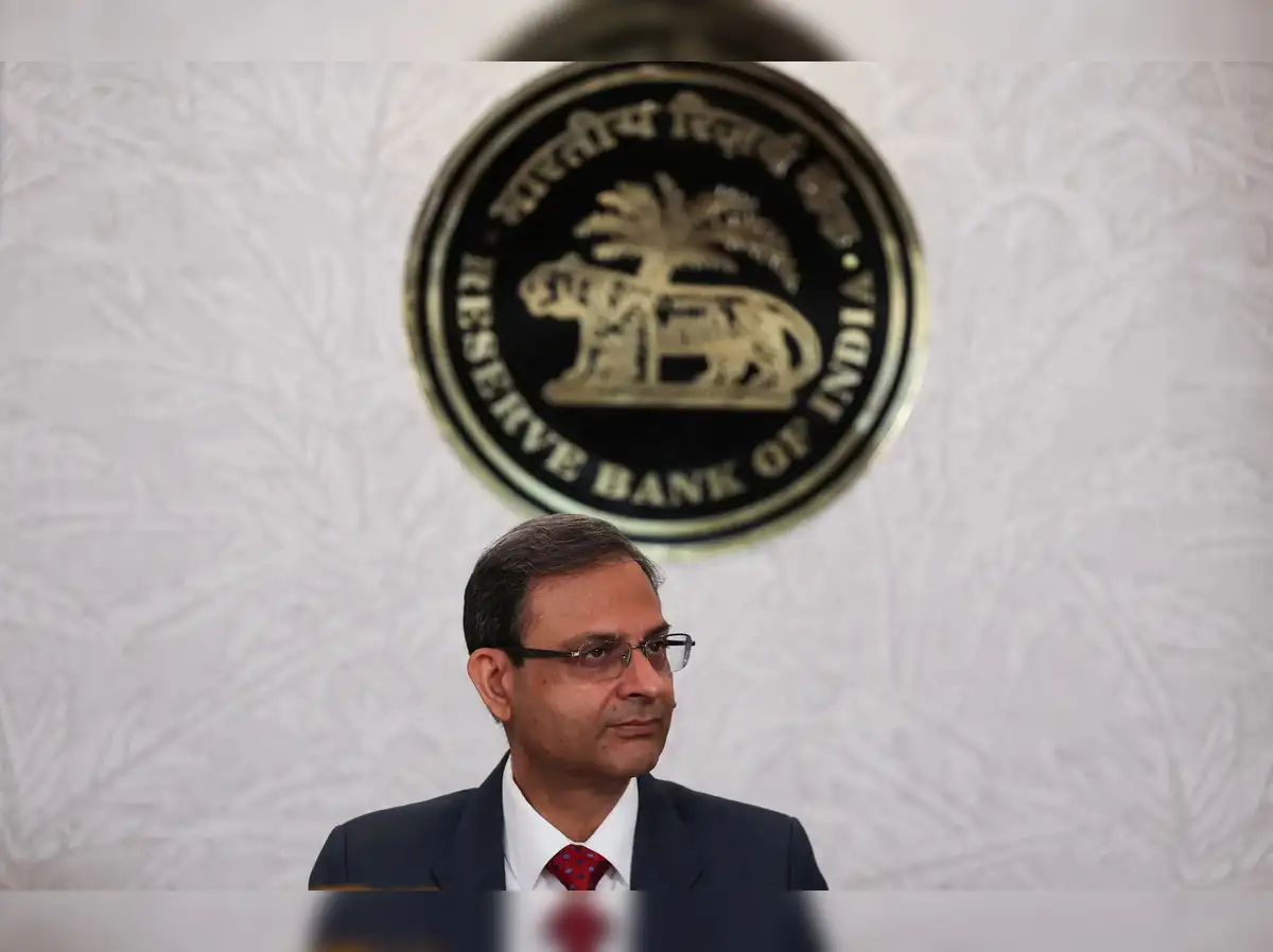 RBI to cut CRR by 100 bps in four tranches to boost liquidity, effective  Sept - The Economic Times