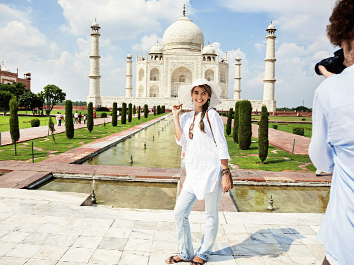 Planning a trip to the Taj Mahal? Come new moon, witness its majesty from this brilliant spot - The Economic Times