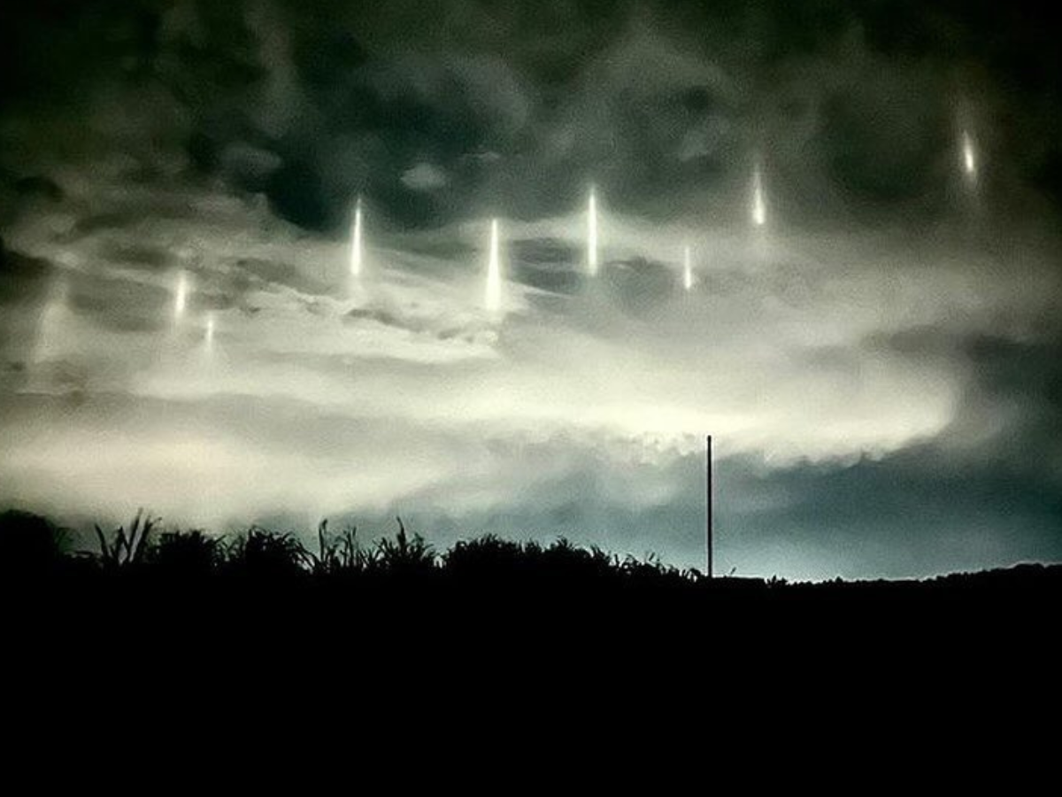 alien invasion japan: Alien Invasion or Natural Phenomenon? Social media  buzzes with images of enchanting light pillars in Japan: Check pics - The  Economic Times