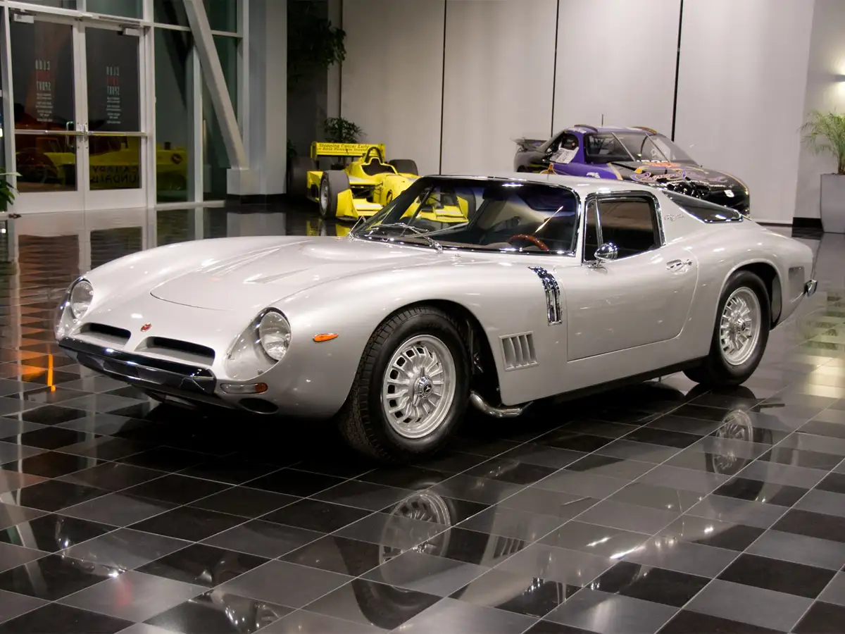 Luxury Vintage Cars 1960s Charm Chic Interiors And Uber Cool