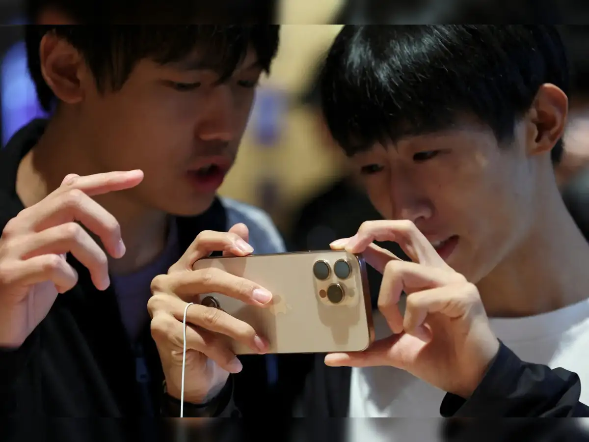 Apple's China smartphone sales jump 23% to start 2026, bucking industry trend