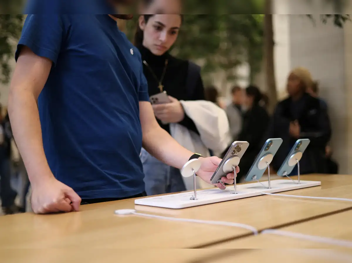 Rising chip costs to push global smartphone shipments down in 2026, Counterpoint says