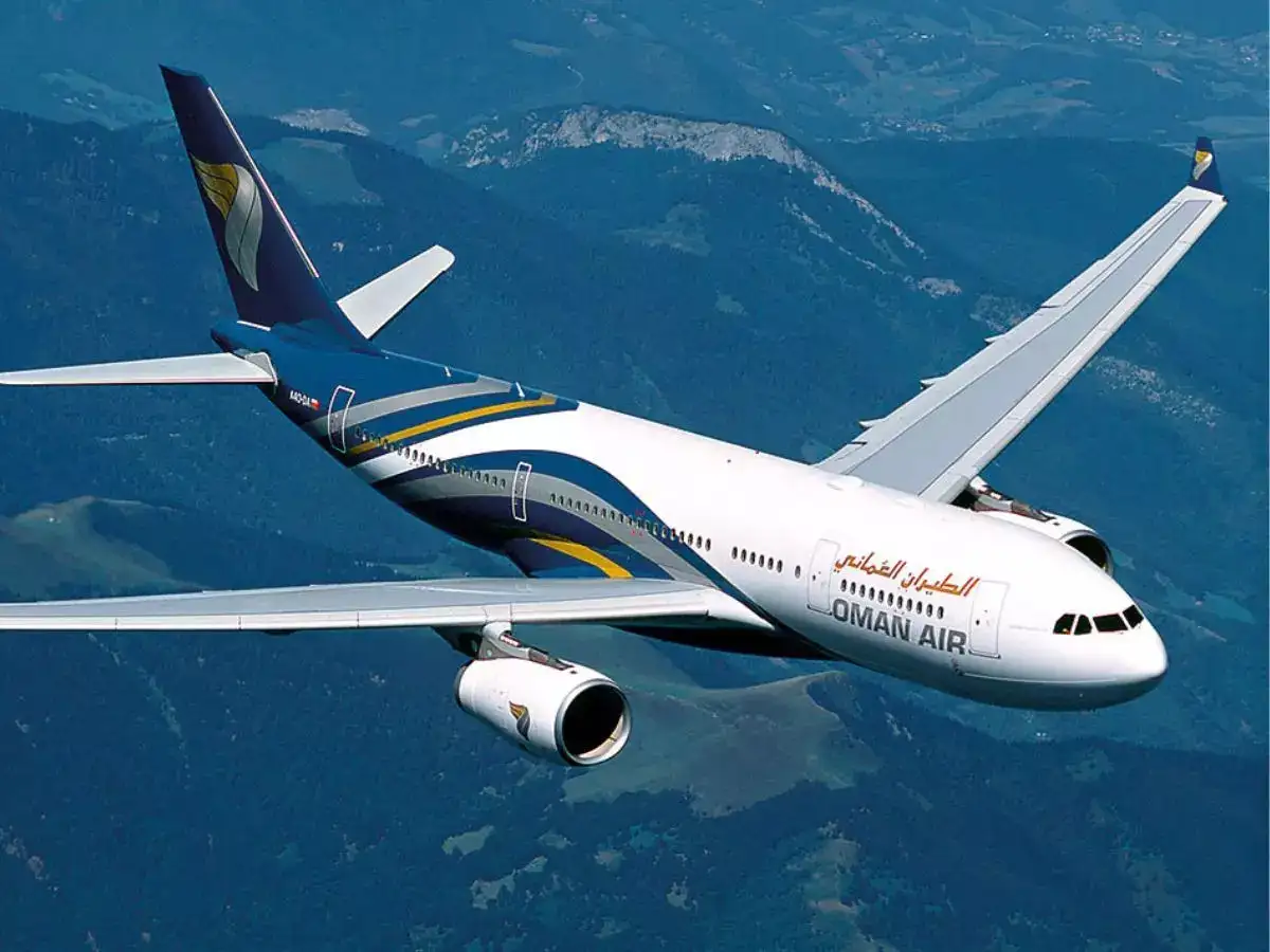 Oman Air adjusts flight schedules as supply chain delays sideline part of its fleet