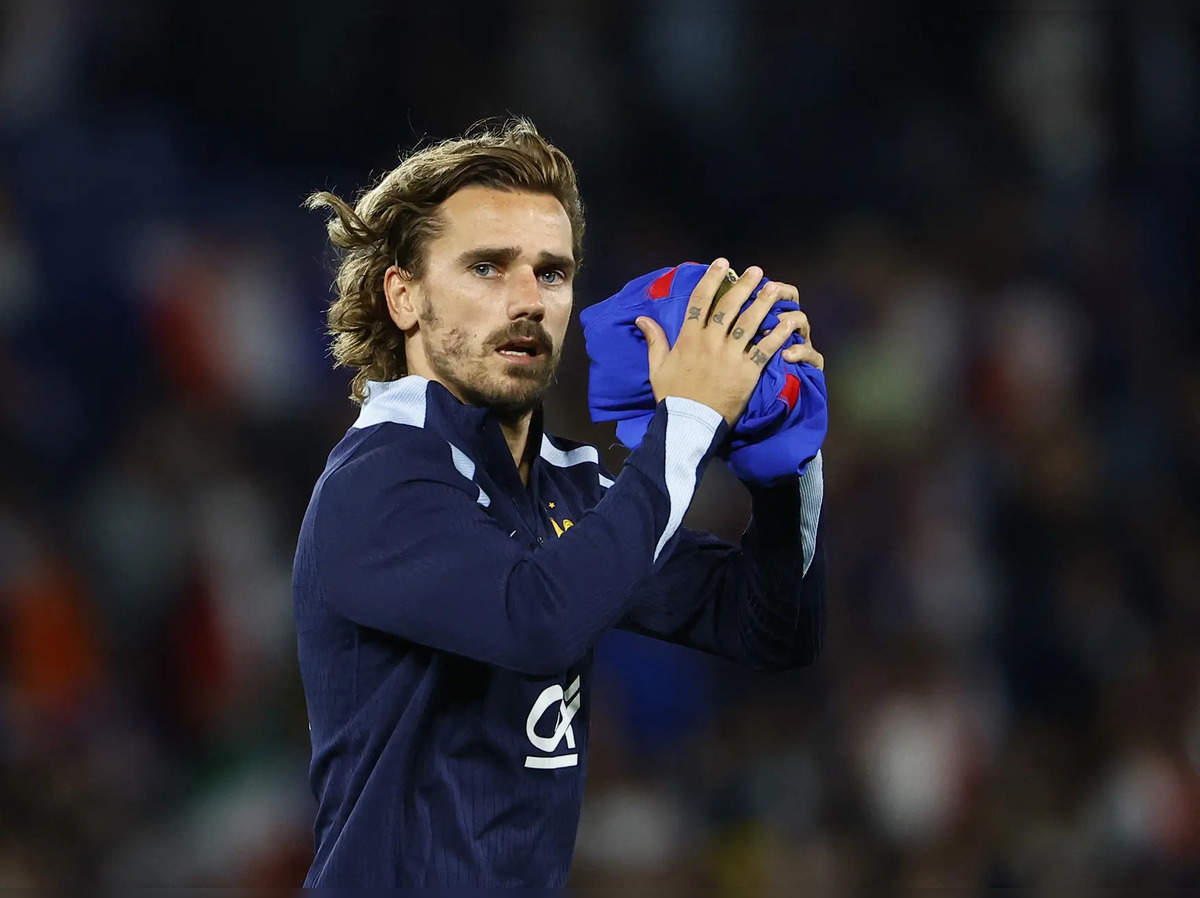 https://img.etimg.com/thumb/width-1200,height-900,imgsize-69090,resizemode-75,msid-113816697/news/sports/antoine-griezmann-retires-33-year-old-world-cup-winner-shocks-fans-with-exit-announcement.jpg