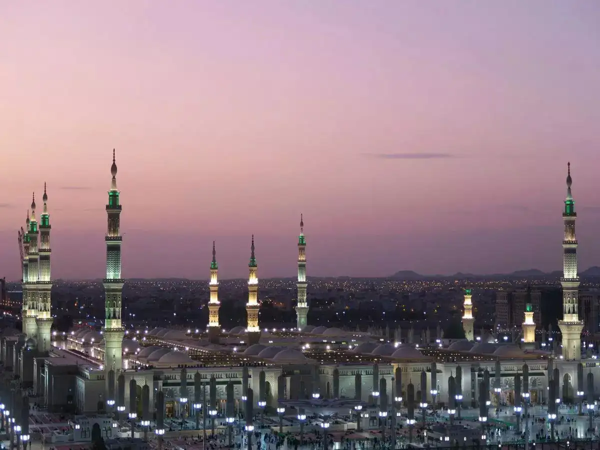 Saudi Arabia issues Umrah guide in 16 languages for overseas pilgrims