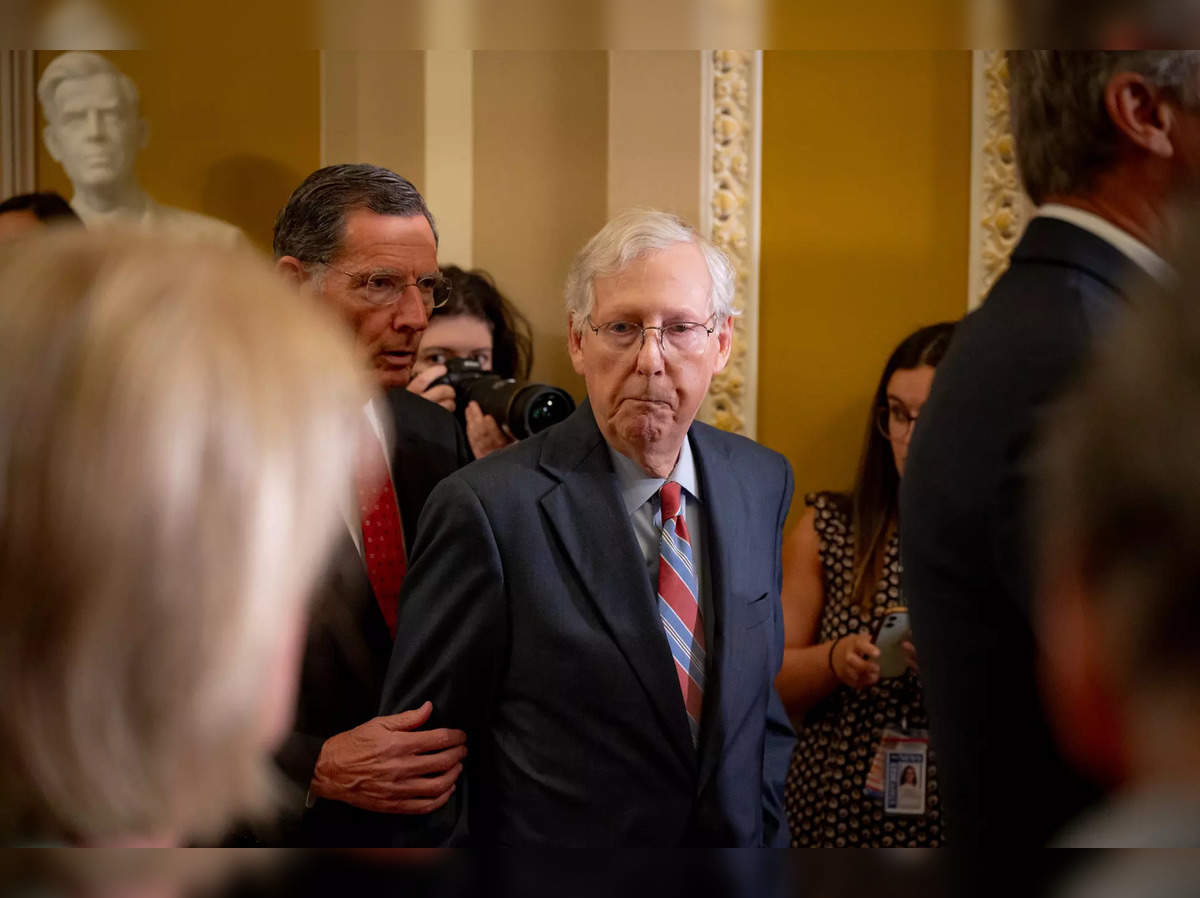 Mitch McConnell's second freeze-up raises questions about term, age limits