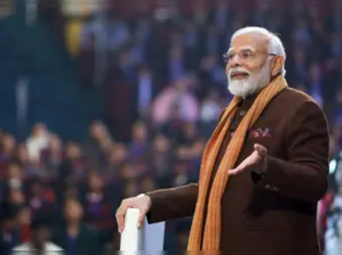 Technology should not enslave you, AI should not be substitute for learning: PM to students