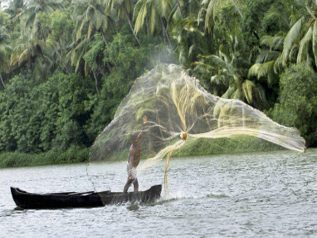Tamil Nadu fishermen seek change in period of fishing ban - The