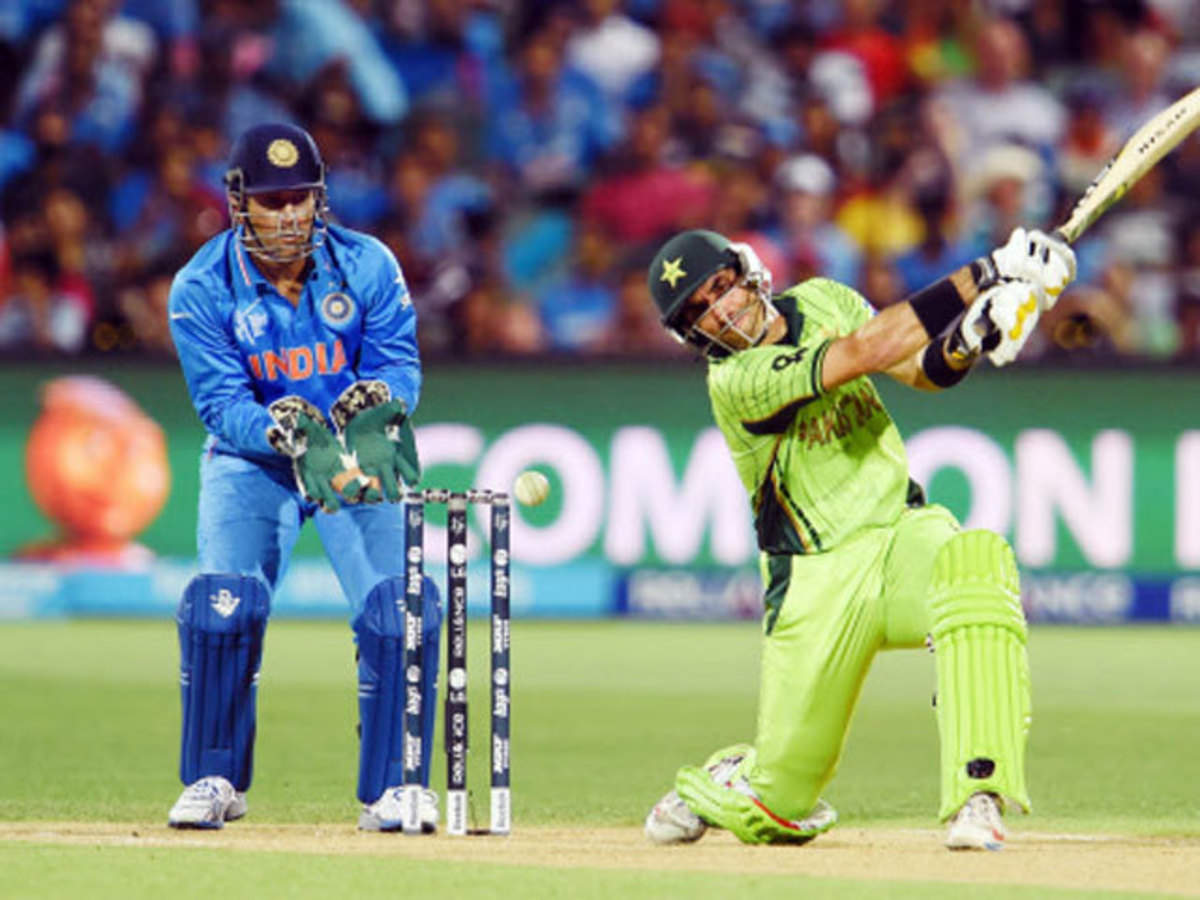 Mahendra Singh Dhoni Fails To Collect Souvenir Bail After Pakistan Victory The Economic Times