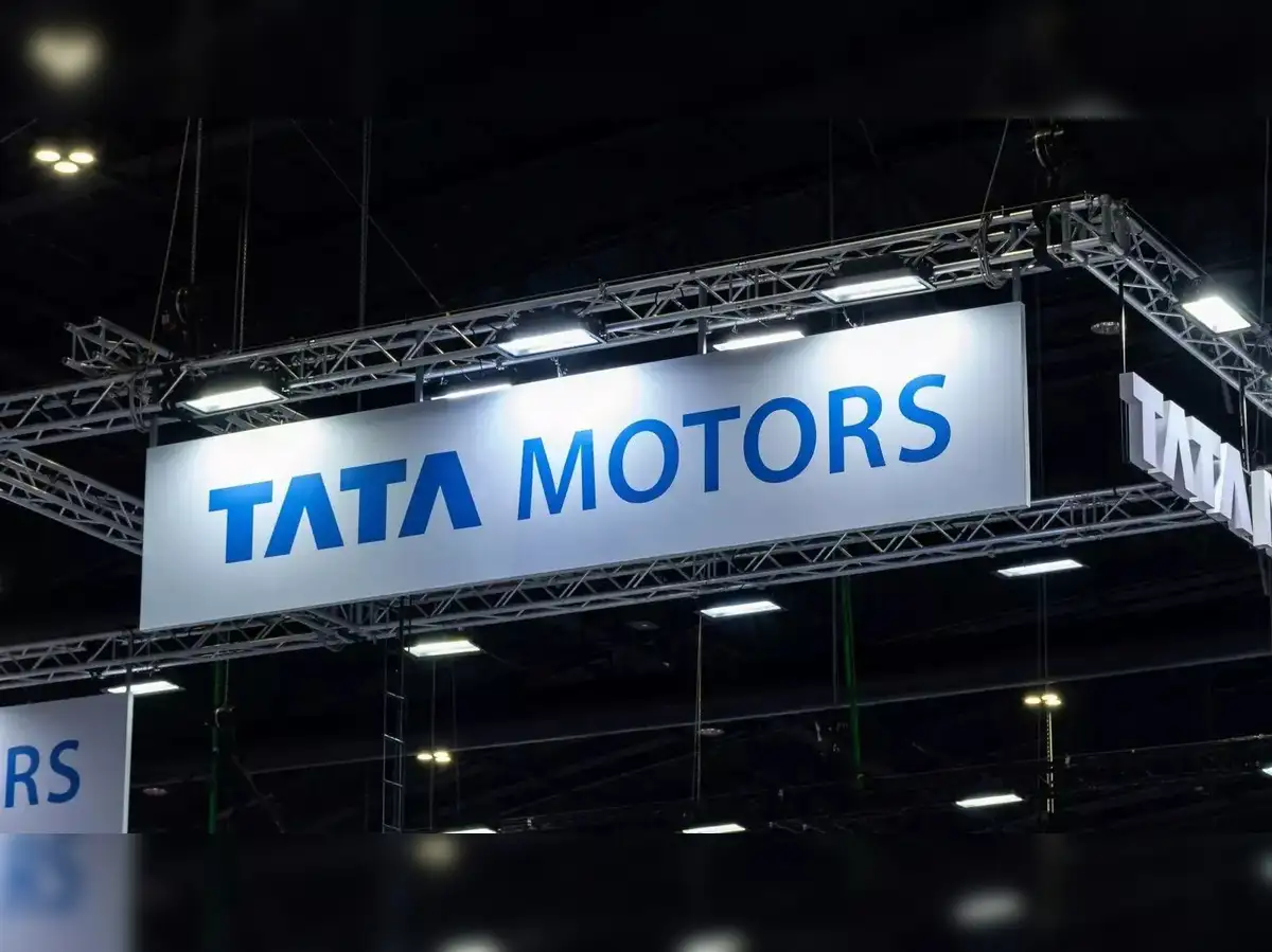 tata motors: Tata Motors shares drop over 2% as reports flag potential £2 billion cyberattack hit for JLR - The Economic Times