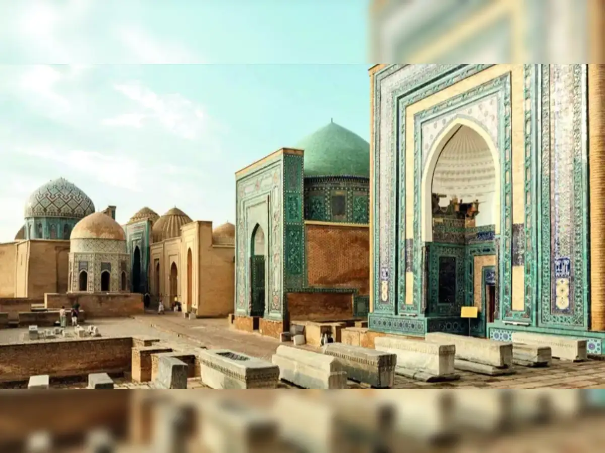 A golden journey to Samarkand