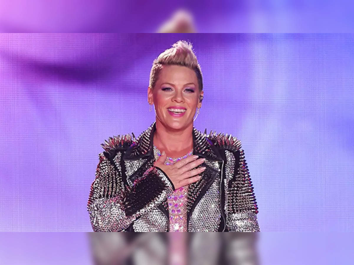 Singer P!nk will give away banned books at Florida concerts