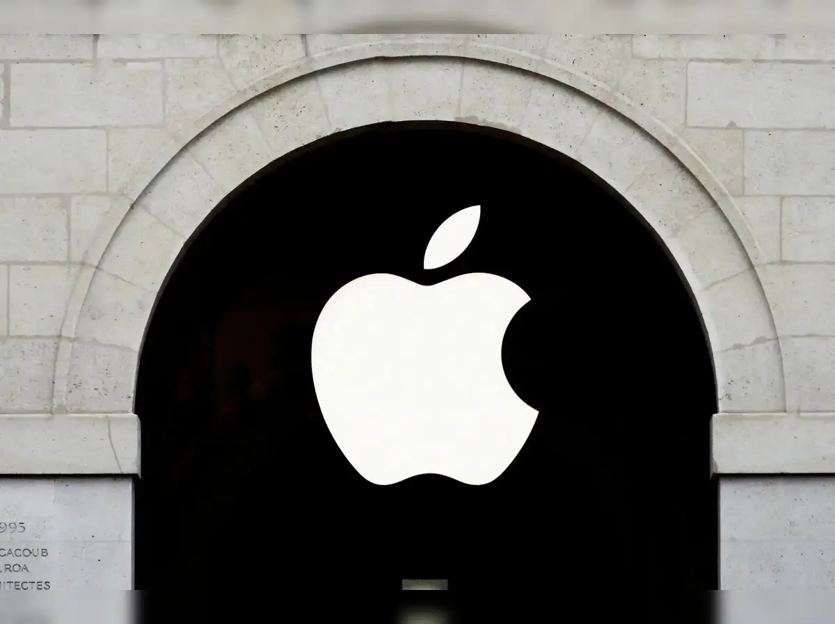 Technical body of Brazil antitrust regulator recommends ruling against Apple in iOS case - The Economic Times
