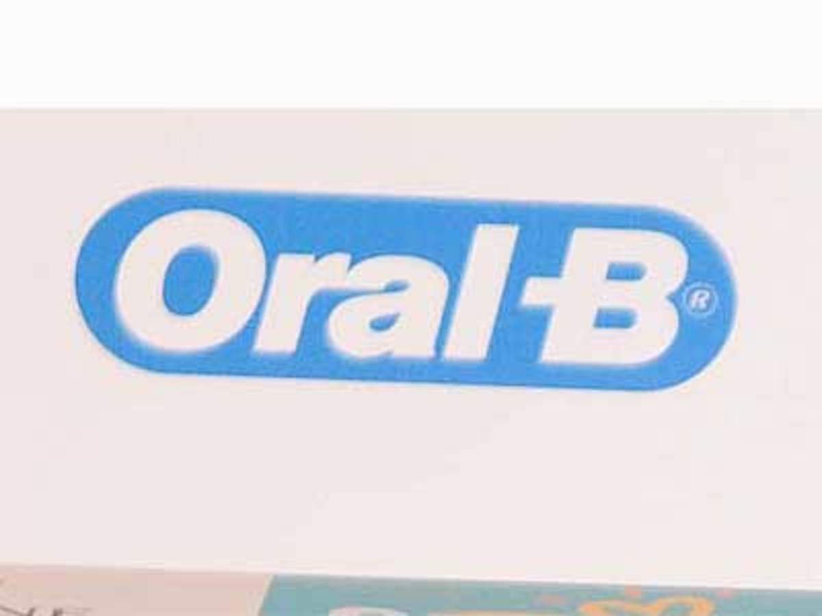 Oral B Guide - YouTube