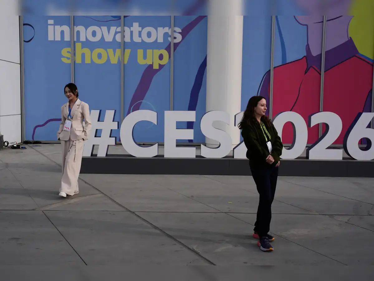 Lenovo rozšiřuje nabídku AI spoluprací s Nvidia na gigafactory a platformou Qira