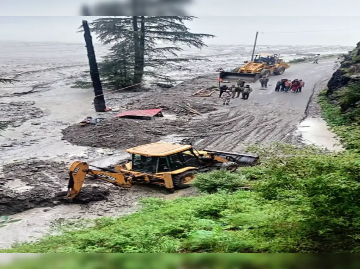 Jammu-Kashmir Cloudburst: 46 killed after massive cloudburst hits Kishtwar;  NDRF personnel deployed - The Economic Times