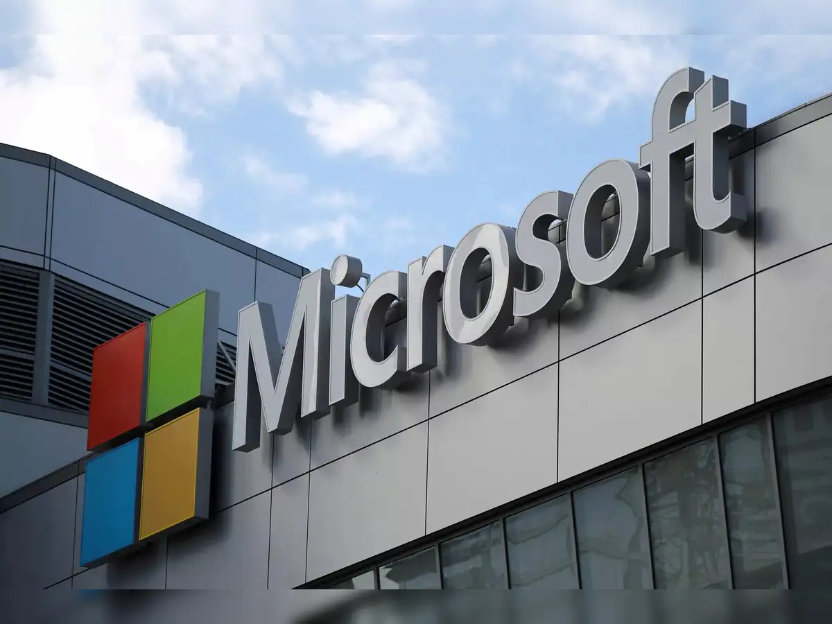 copilot ai field workers: Microsoft's Copilot AI to assist field ...