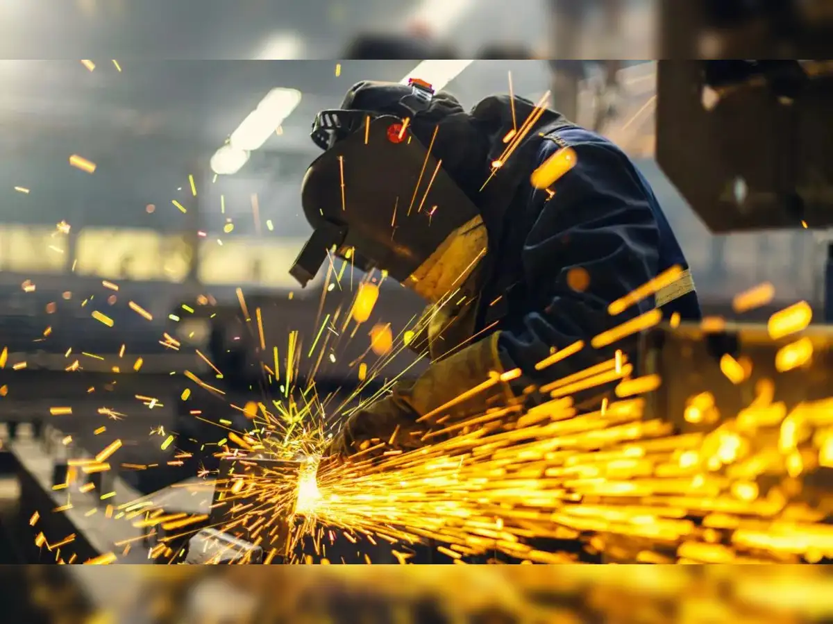 Core sector growth 2025