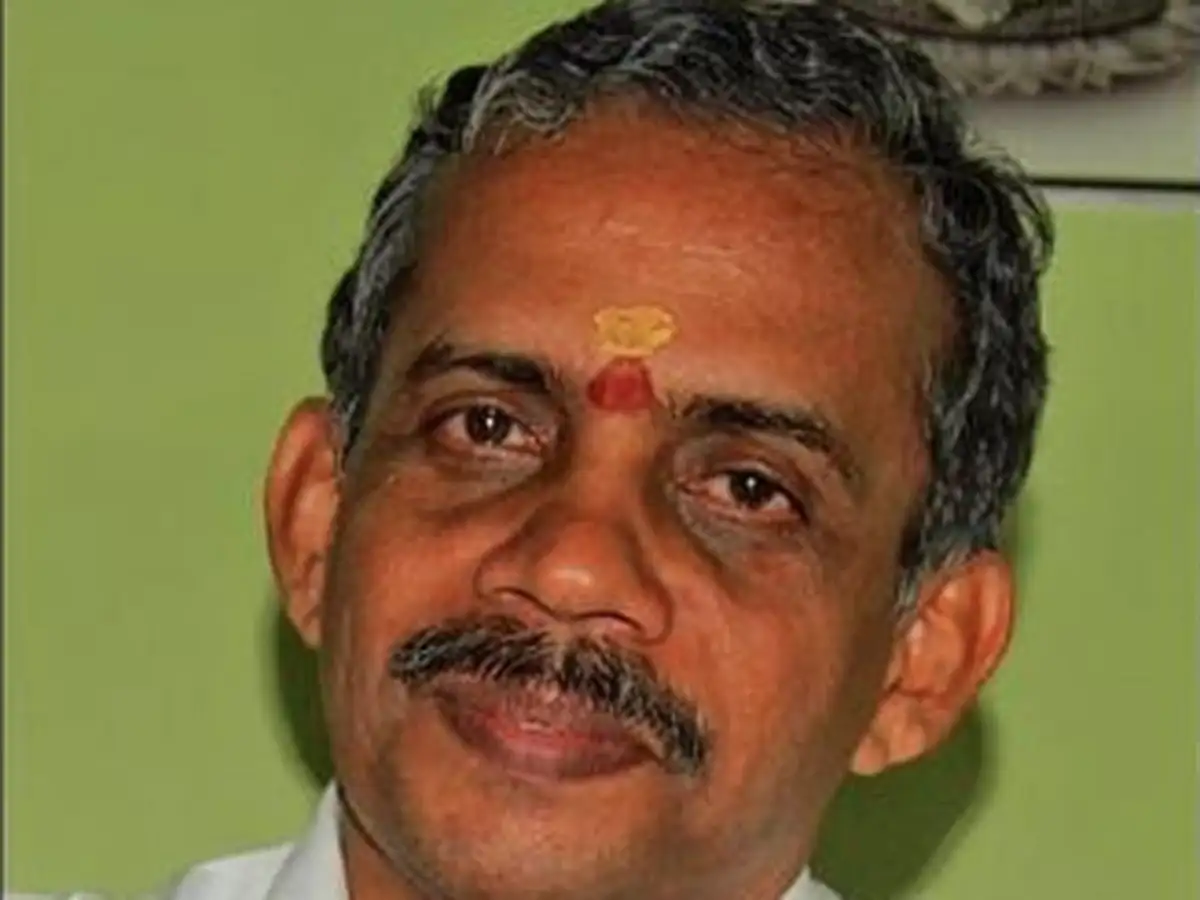The attacks against RSS are also attacks against the people of Kerala ...