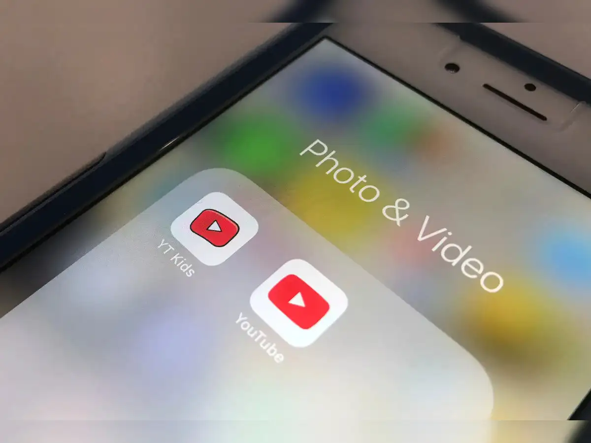 Advocacy Groups Demand YouTube Safeguards for Children Against Low-Quality Videos