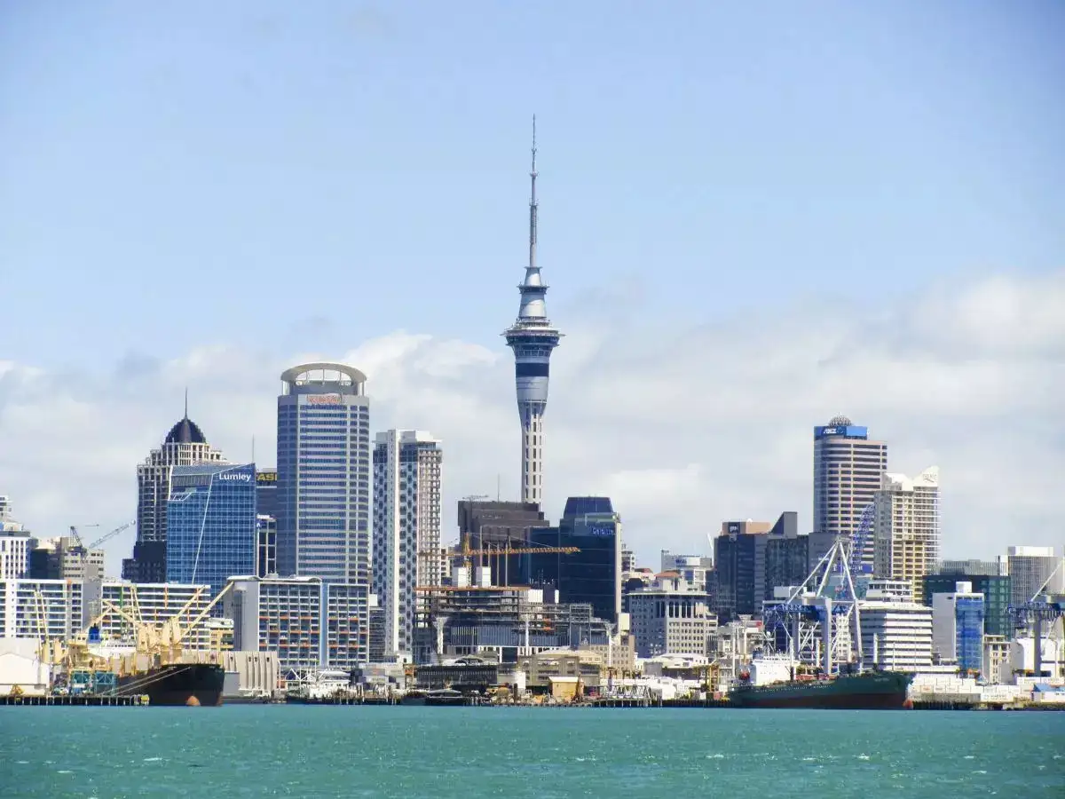 What happens if your New Zealand resident visa travel conditions expire?
