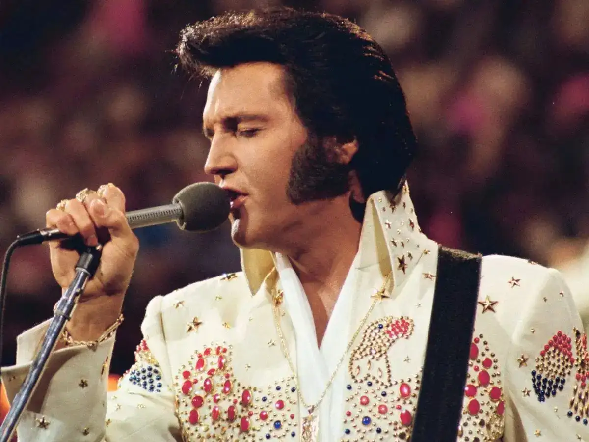 Why Elvis Presley feared physical touch in his final years? His bodyguard  reveals the truth - The Economic Times