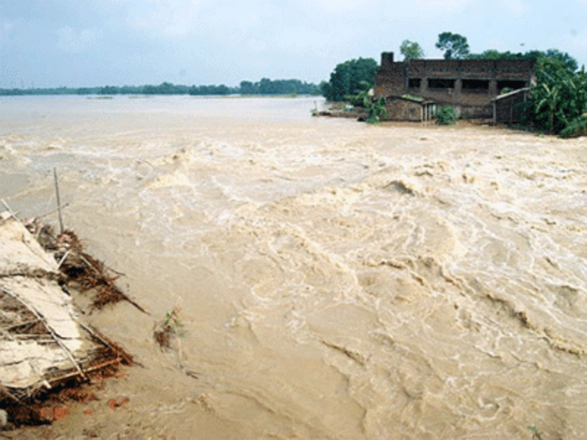 Uttar Pradesh: UP floods claim 41 lives, over 1,000 villages hit - The  Economic Times