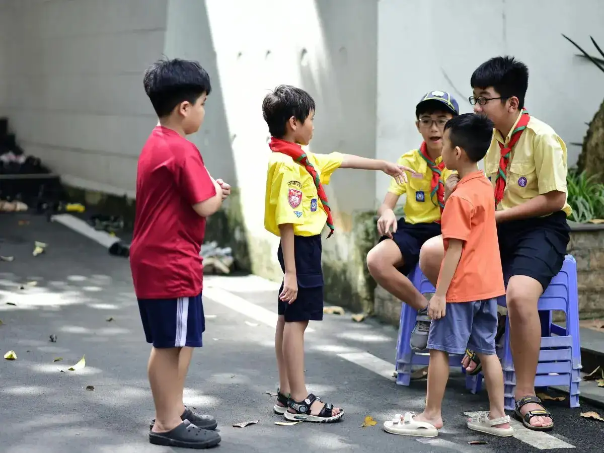 When can children born in New Zealand get citizenship or a visa