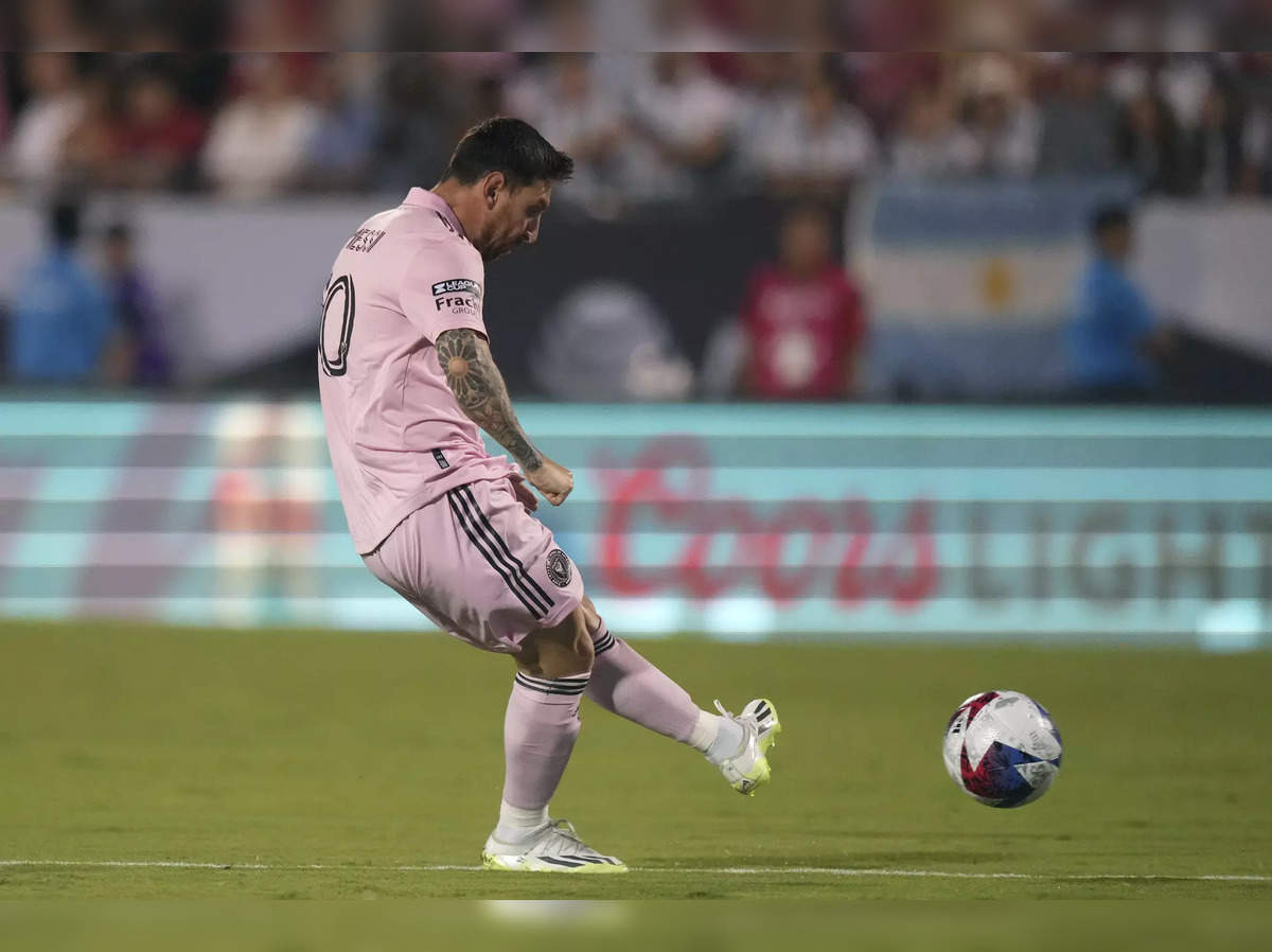 Messi scores in regulation, penalties to lead Inter Miami past