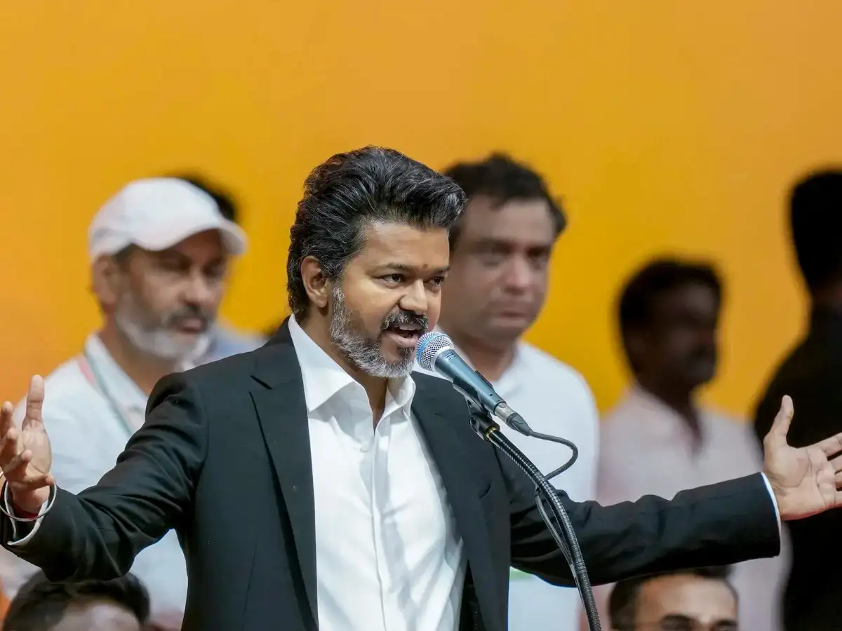 Tamil Nadu MLAs to get car, assistant for constituency work; Rs 75,000 car allowance - The Economic Times