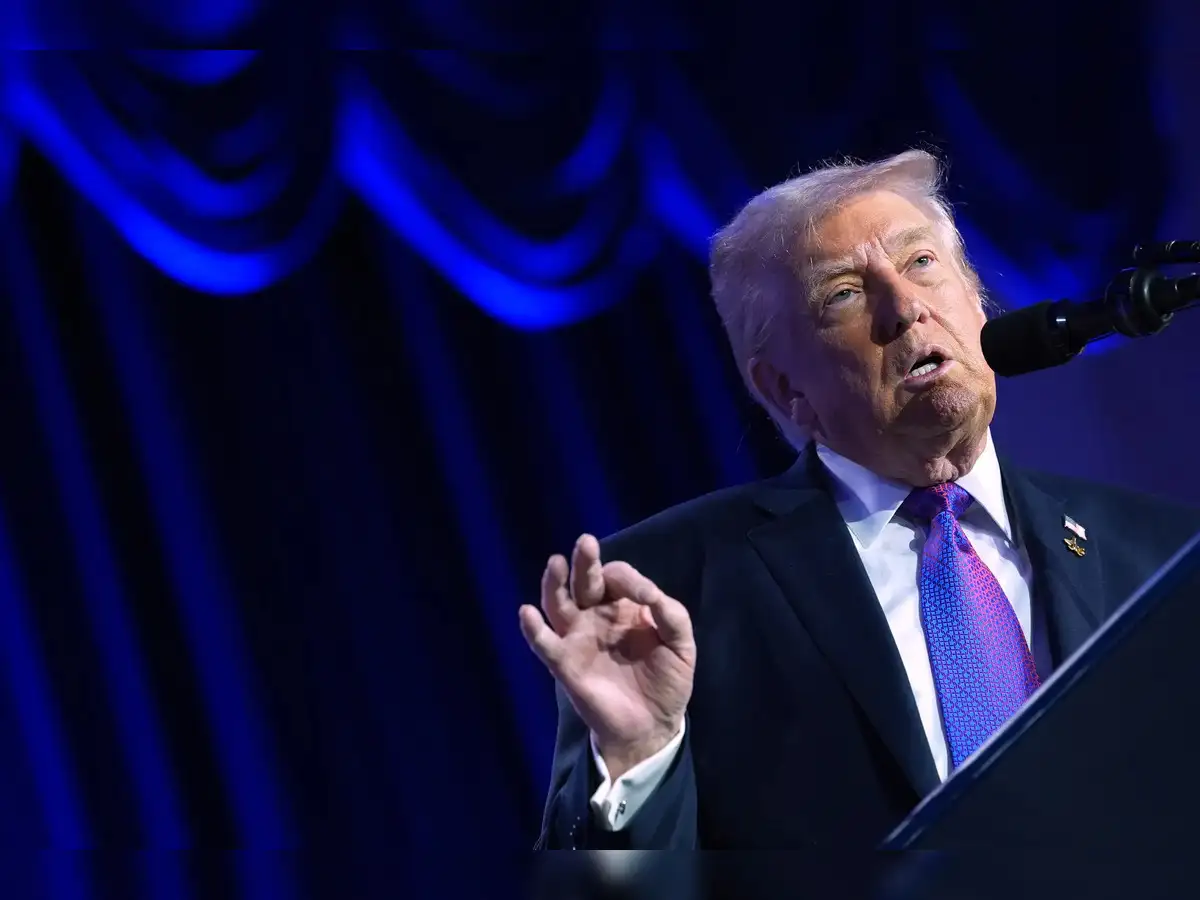 Trump threatens executive order to impose new voting rules ahead of midterms as Republicans face losses