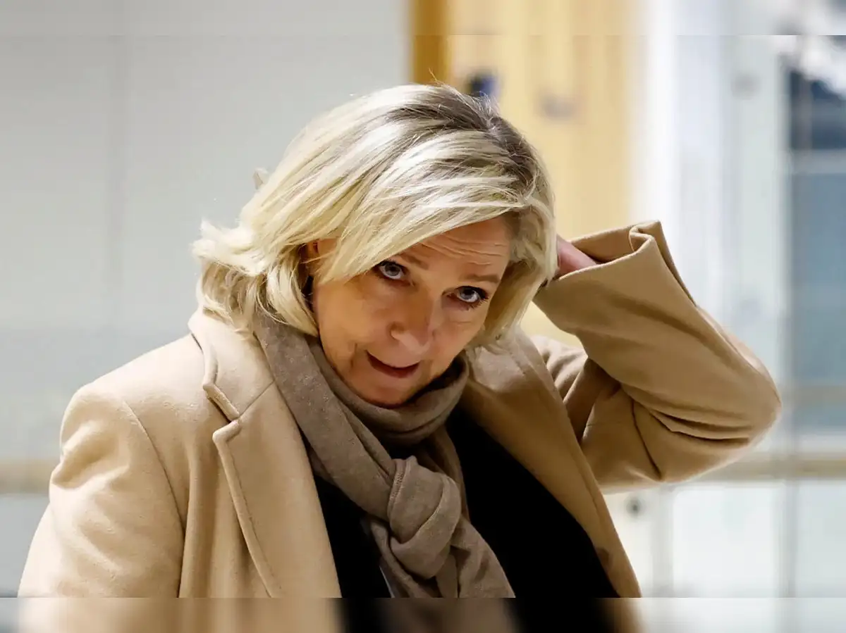 Far right leader battling for own survival: Marine Le Pen - The Economic  Times
