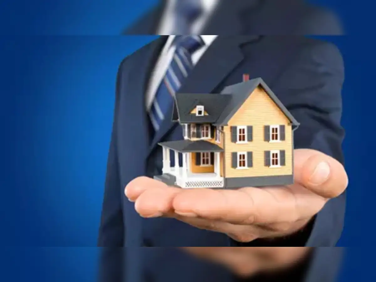 India housing market declines in units, gains in value during 2025 - The  Economic Times