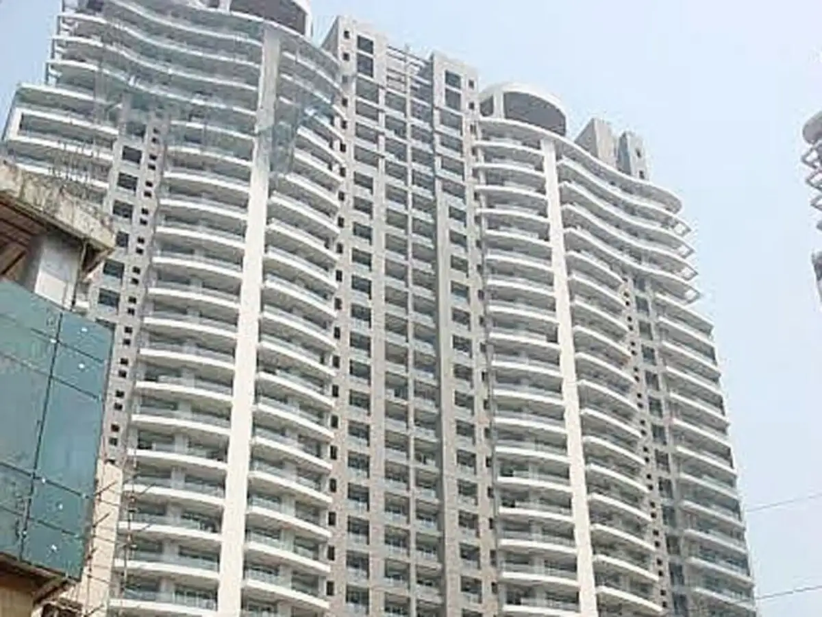 Why Narang told Raheja, see you in court! - The Economic Times