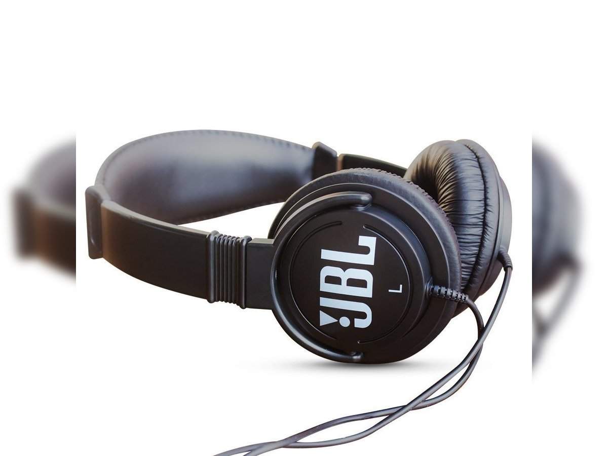 Comparison between jbl and best sale boat headphones