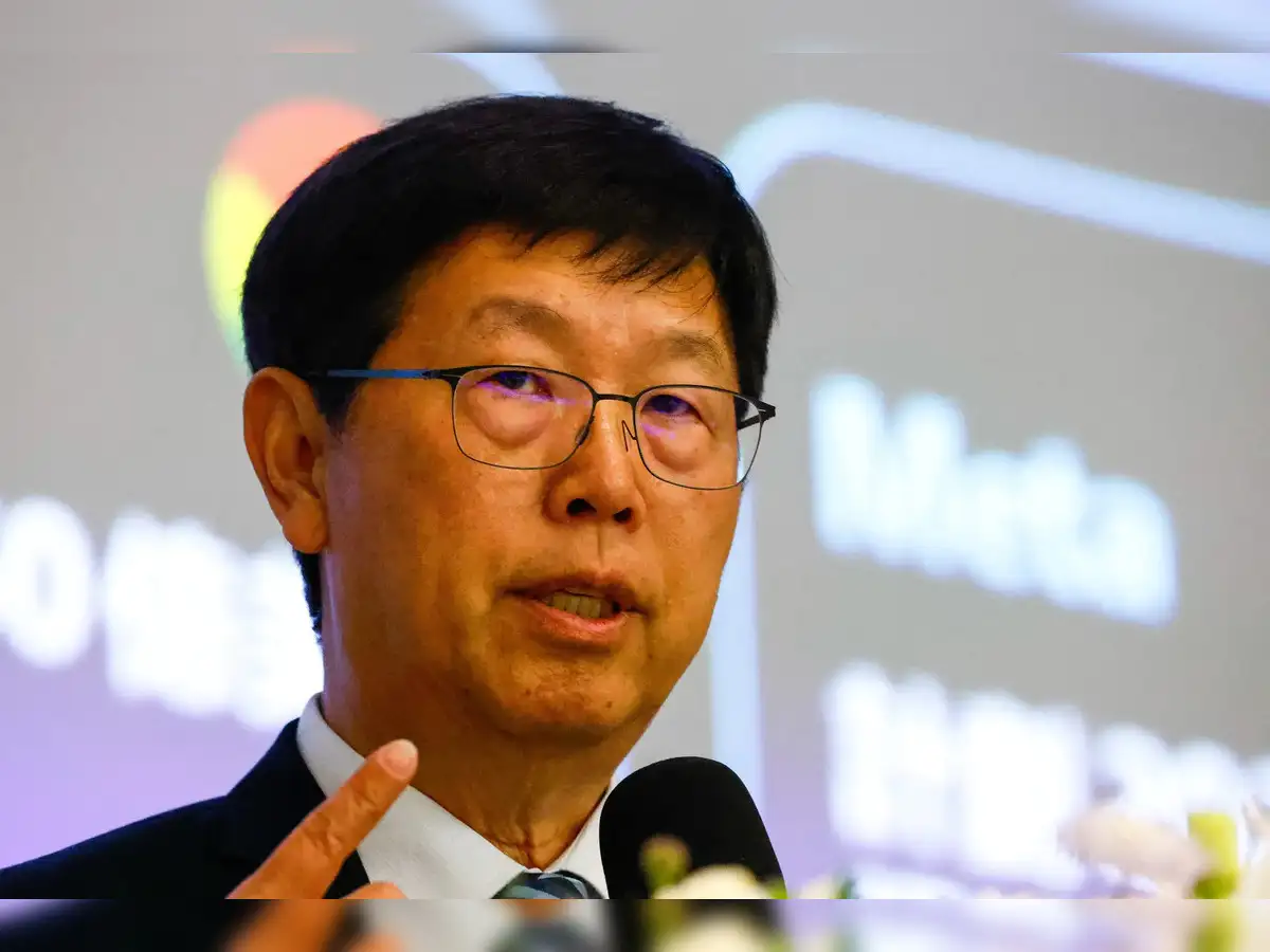 Foxconn chairman says collaboration with Softbank in Ohio is part of Stargate project - The Economic Times