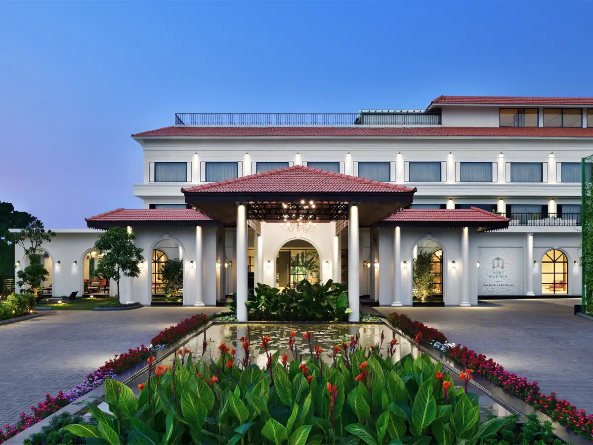COVID-19: Hotels across the board undertake pay cuts, give unpaid leave  options to staff - The Economic Times