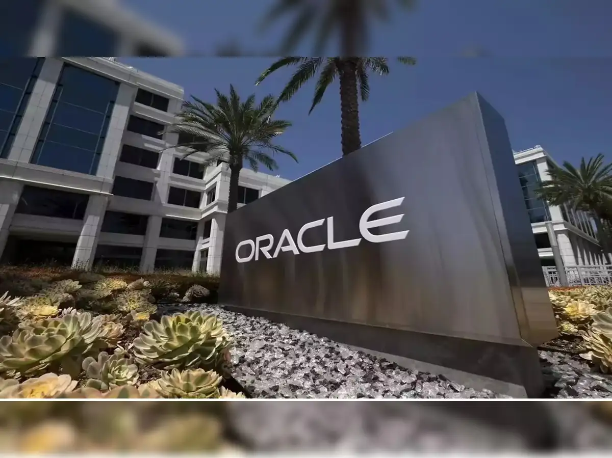 Global partners commit over $1.5 billion investment in Oracle's new AI data platform - The Economic Times