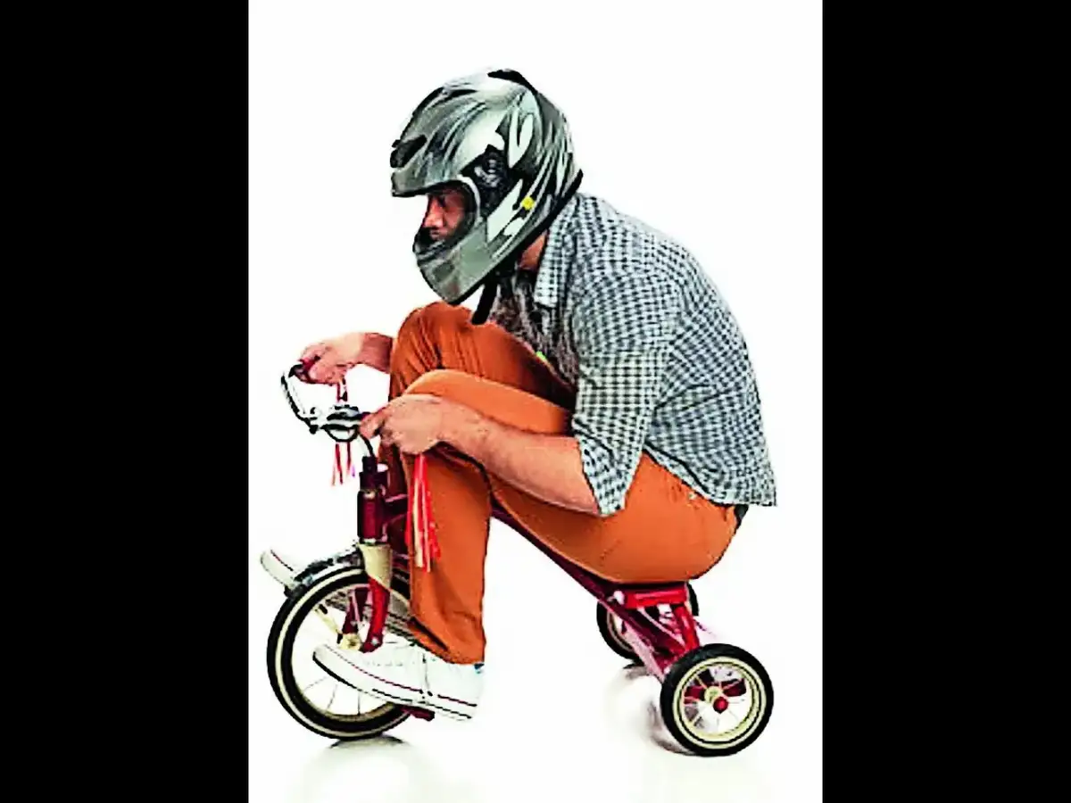 Decontrol oil prices and replace cross-subsidies with targeted DBTs for needy households