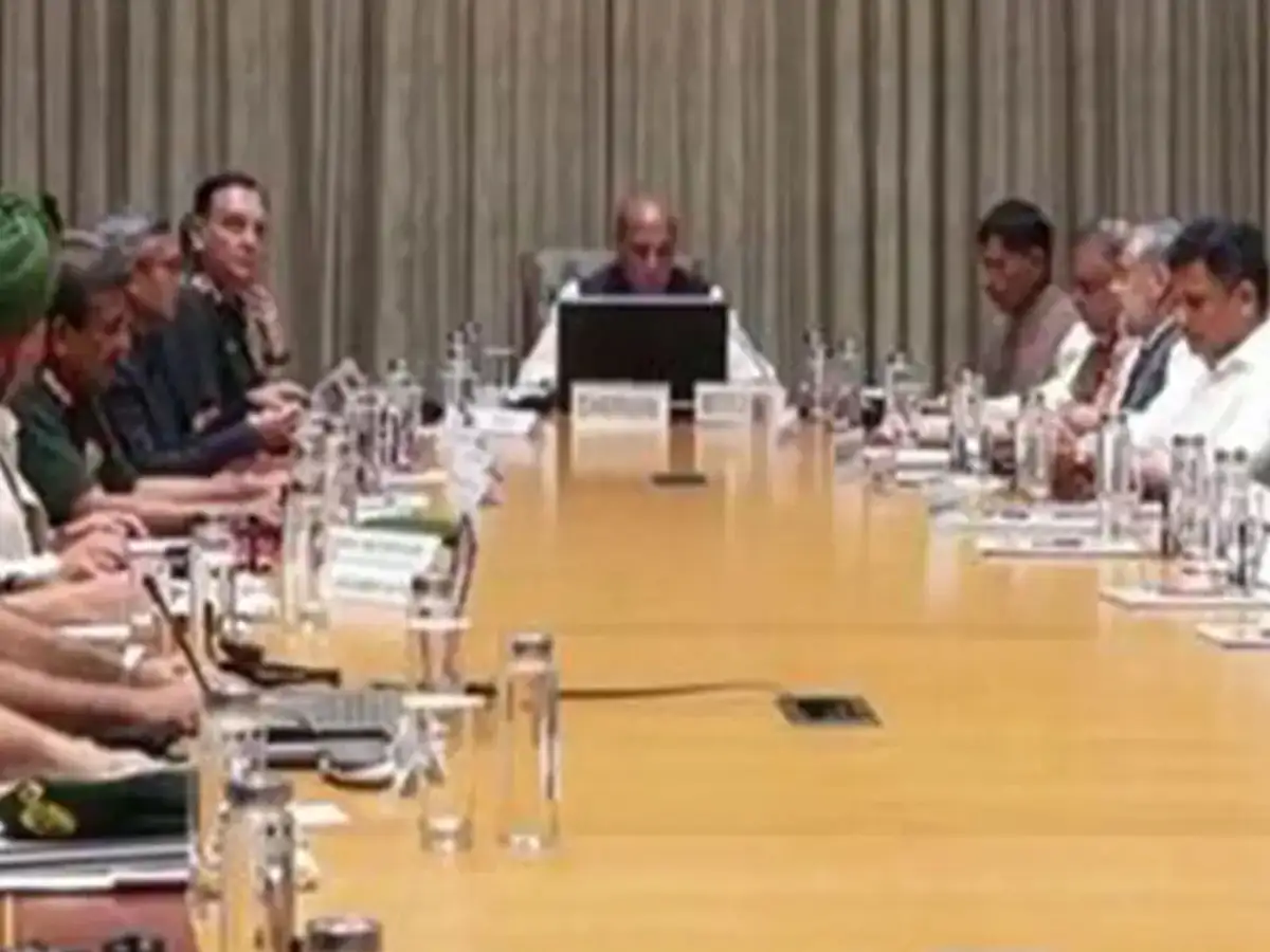 Rajnath Singh chairs parliamentary panel meeting, discussions focus on Territorial  Army - The Economic Times