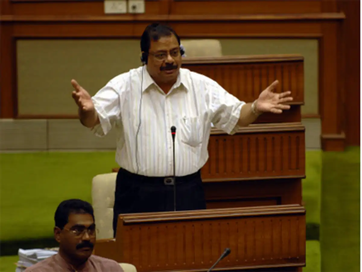 Former minister Joaquim Alemao, mine owner Anil Salgaocar booked for  illegal mining - The Economic Times