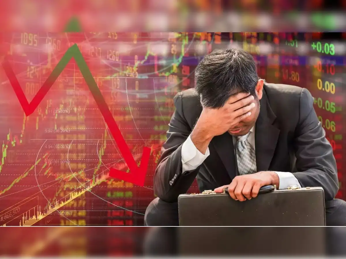 US stock market crash warning: US stock market bubble alert: Why permabear  Albert Edwards says tech & AI rally could end in tears - The Economic Times