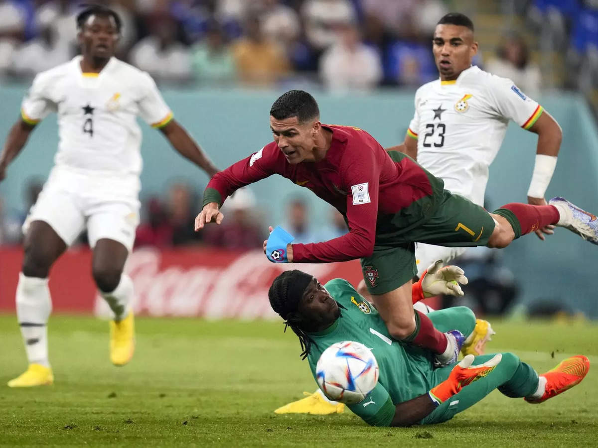 portugal: FIFA WC: Cristiano Ronaldo stars as Portugal defeat Ghana 3-2 in  thrilling match - The Economic Times