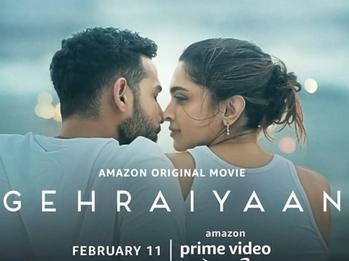 Gehraiyaan: 'Intimacy Director' is one of the fastest growing work profiles  in Hollywood. With 'Gehraiyaan' and 'Heeramandi' will Bollywood follow  suit? - The Economic Times