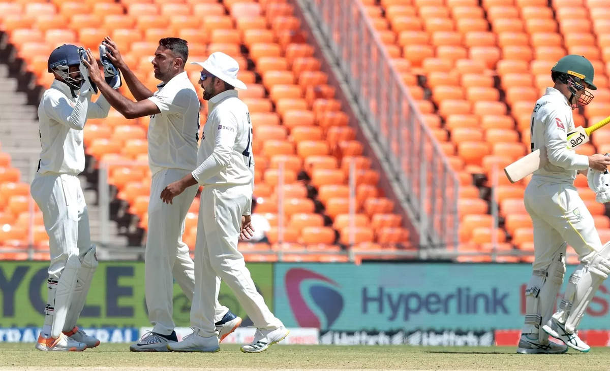 4th Test, Day 2: Ashwin’s 6-for gives India reason to believe they are still in the game