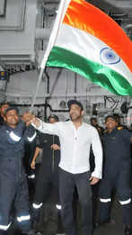 Salman Khan spends day with Indian Navy ahead of Independence Day