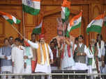 More than 75k Indians hoist tricolor to break Pak record