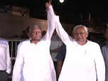 Lalu, Nitish meet Sonia; 'aim is to remove BJP'