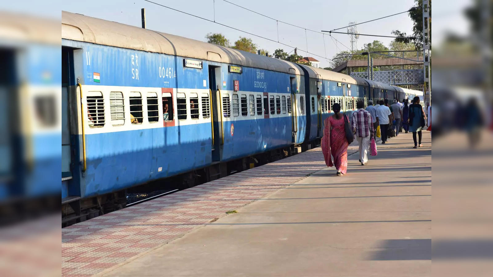 How reclaiming abandoned train lines can create better places to live - ABC  News