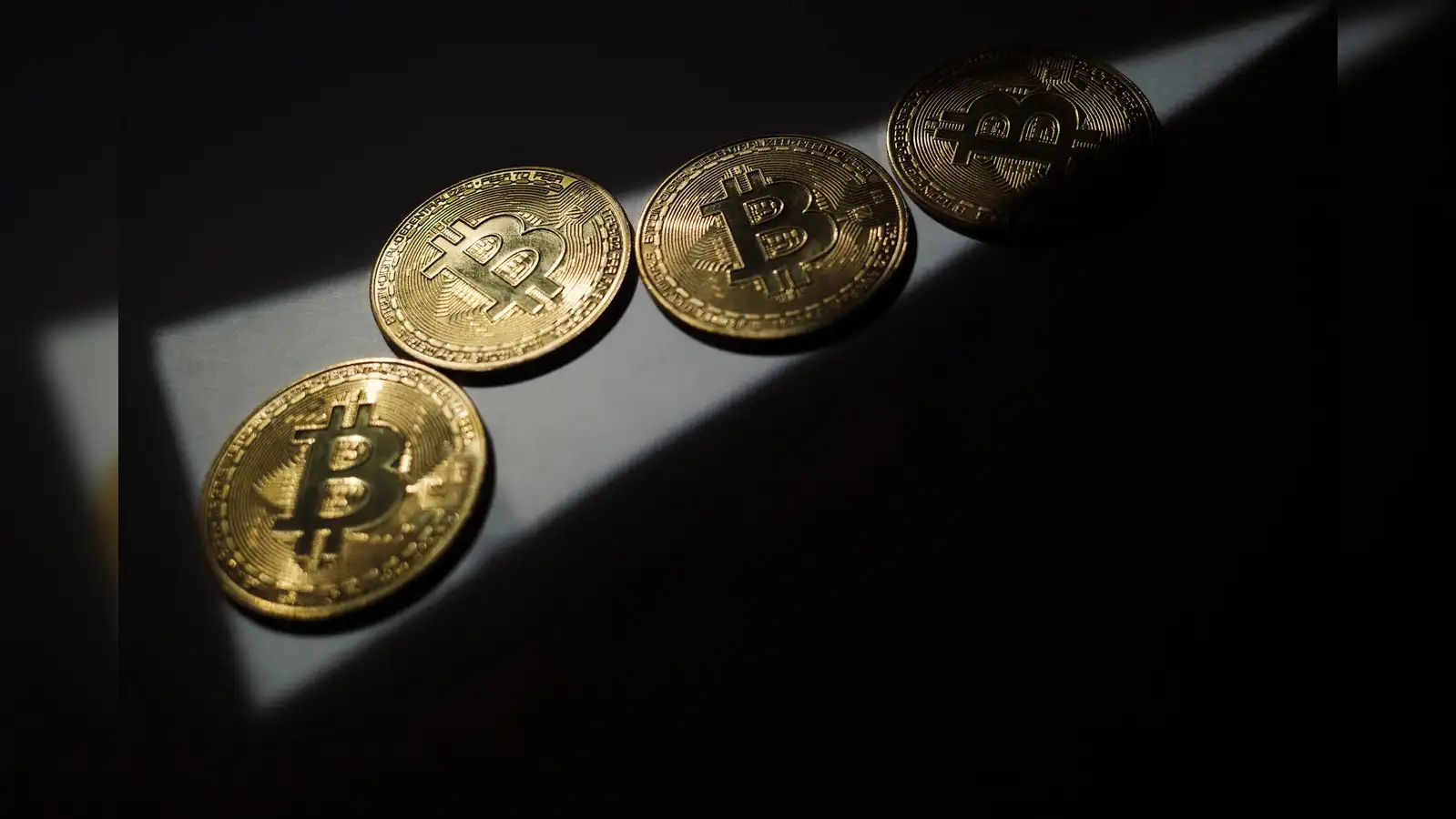 Bitcoin faces rising bearish pressure as key weekly indicators turn negative  and investor sentiment hits extreme fear, evoking memories of 2018 and 2022  market crashes - The Economic Times